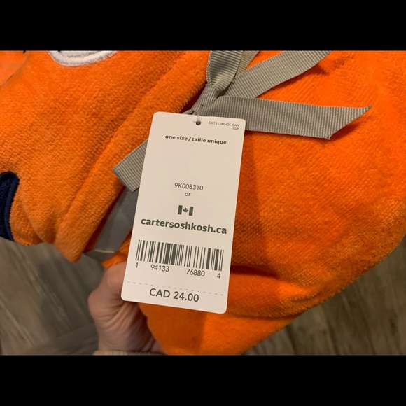 SOLD - Carter’s Hooded Towel - Tiger - Picture 4 of 4